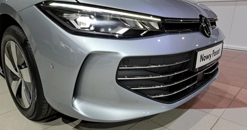 Volkswagen Passat cena 182400 przebieg: 10, rok produkcji 2024 z Dobra małe 781